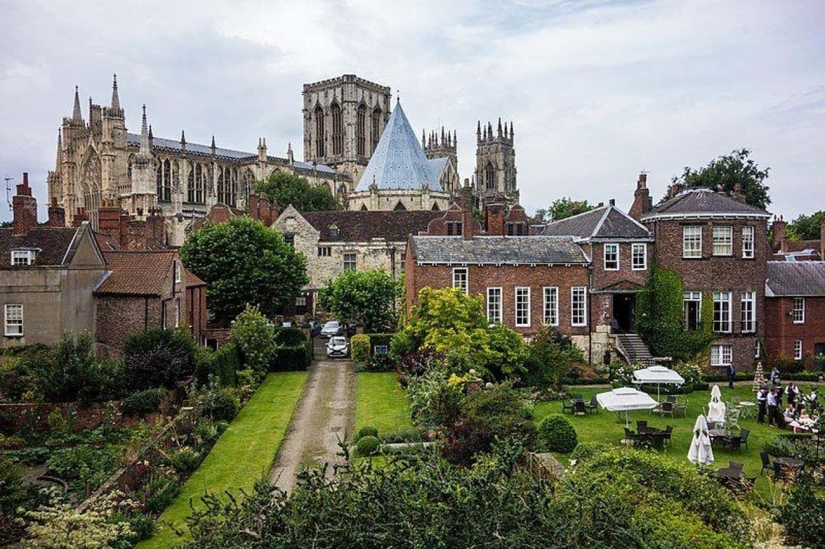 8 beautiful medieval cities that are well preserved