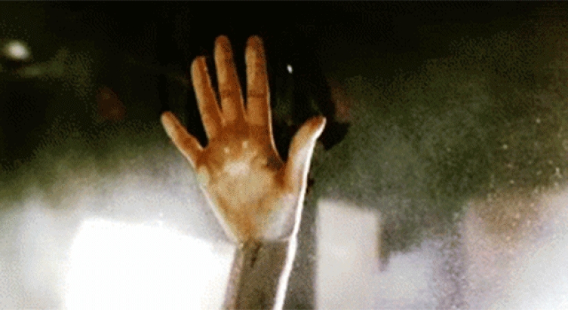 8 escenas de cama de películas que es mejor no repetir en la vida real 8 escenas de cama de películas que es mejor no repetir en la vida real