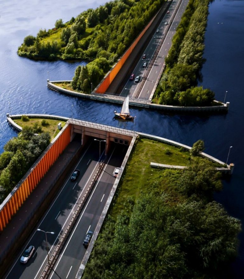 8 Impressive Aerial Photographs by Cedric Oumadi