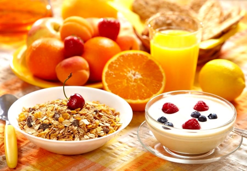 8 Morning Habits That Ruin Your Day 