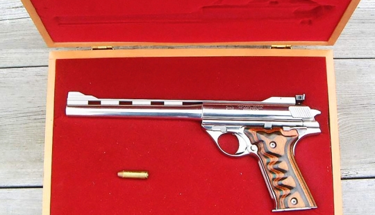 8 most powerful handguns in the world