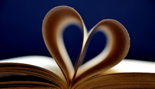 8 scientific reasons why you should read books