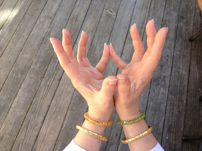 8 unique customs of different cultures 8 unique customs of different cultures