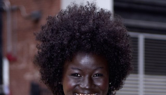 9 celebrities with unique body parts 9 celebrities with unique body parts