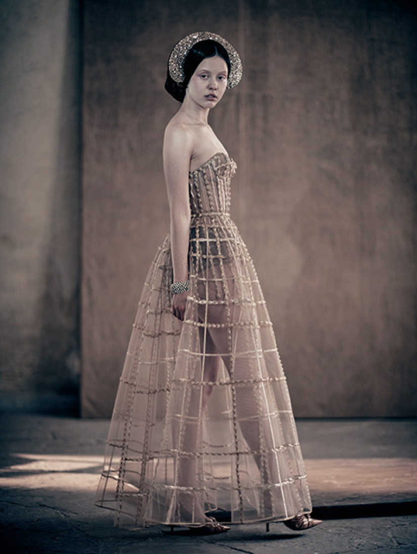 9 stars openly talk about filming in the image of Juliet for the Pirelli 2020 calendar