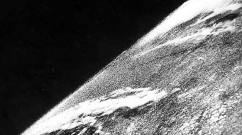 9 world's first photos