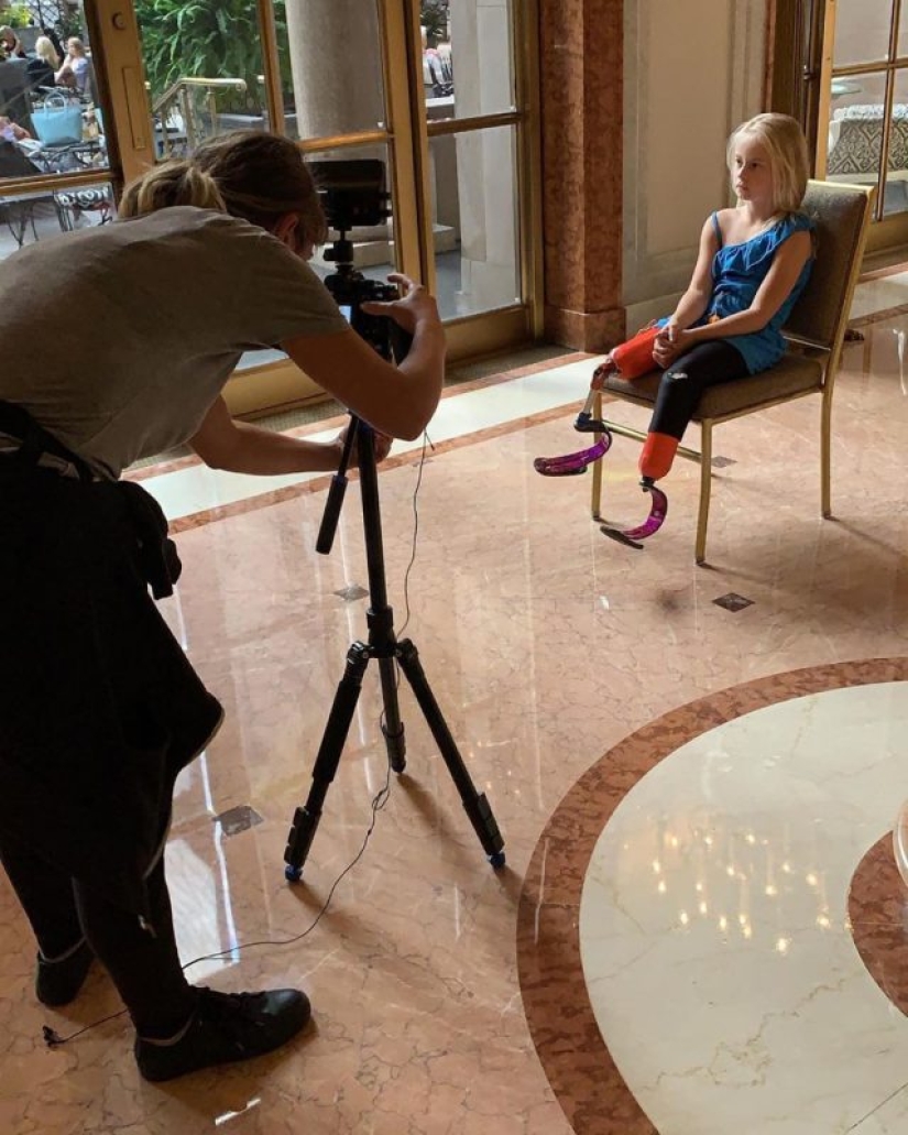 9-year-old model without legs took to the catwalk at New York Fashion Week