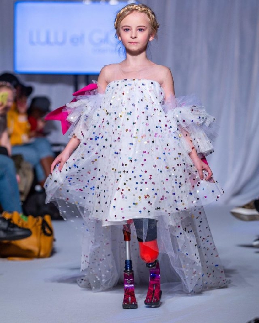 9-year-old model without legs took to the catwalk at New York Fashion Week