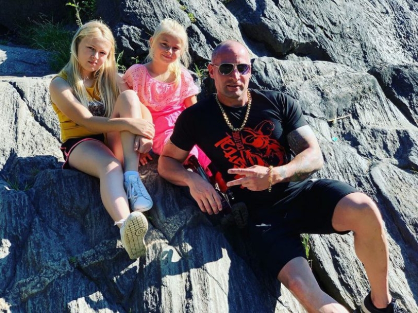 9-year-old model without legs took to the catwalk at New York Fashion Week