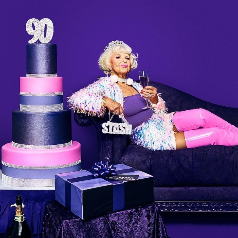 91-year-old granny lighter Helen Ruth van Winkle, or How to meet old age