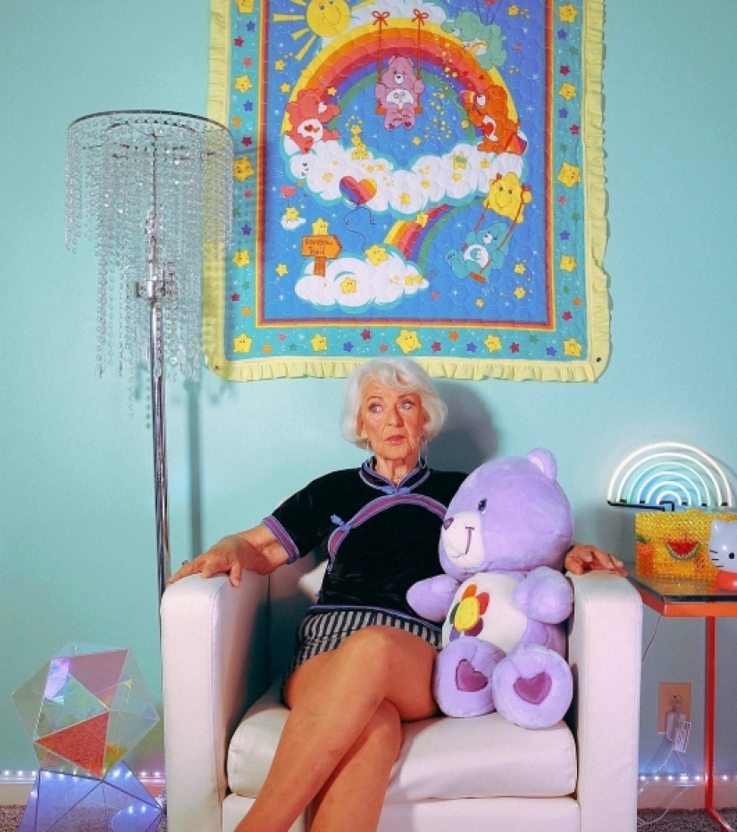 91-year-old granny lighter Helen Ruth van Winkle, or How to meet old age