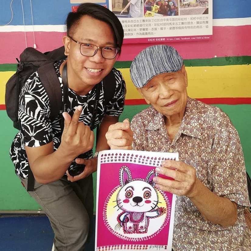 96-year-old Taiwanese saved the village from demolition, turning it into a rainbow attraction
