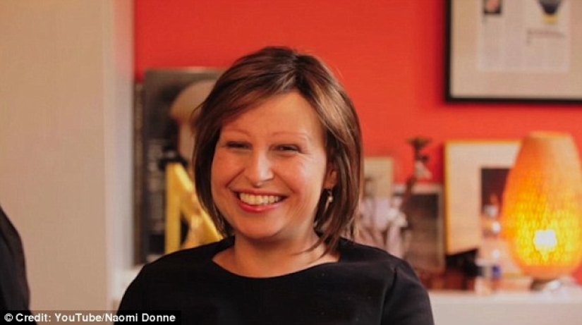 A British woman dying of cancer had a beautiful make-up and shooting done a couple of weeks before her death