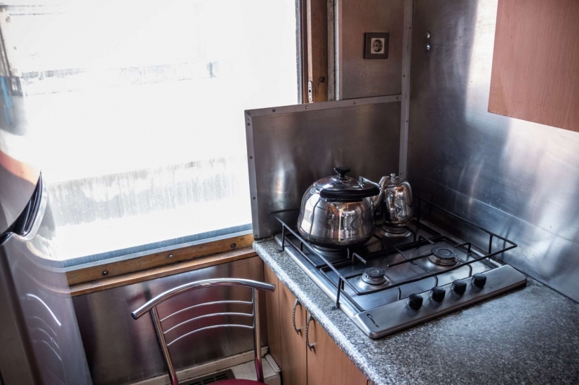 A carriage in which everyone will feel like a VIP: Kazakhs have created a five-star hotel on wheels