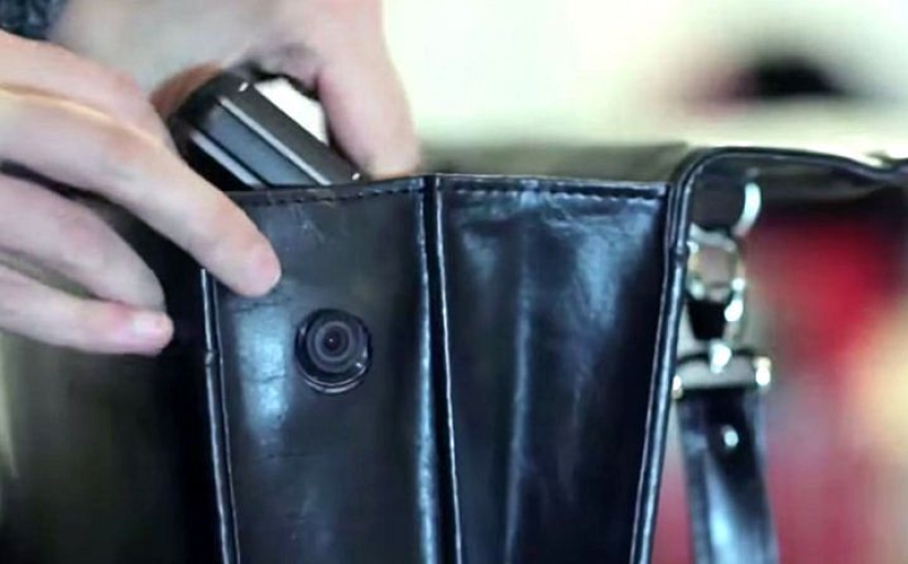 A deaf guy was moved to tears after learning that residents of his neighborhood had learned sign language to talk to him