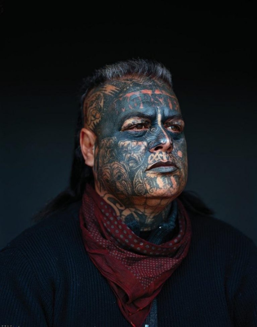 A gang of pseudo-Nazi bikers keeps the whole of New Zealand at bay