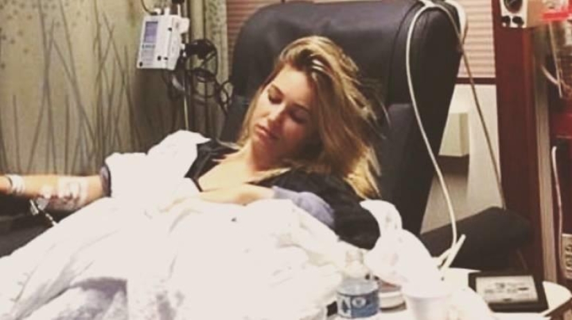 A girl who sold her farts in banks was hospitalized due to flatulence A girl who sold her farts in banks was hospitalized due to flatulence