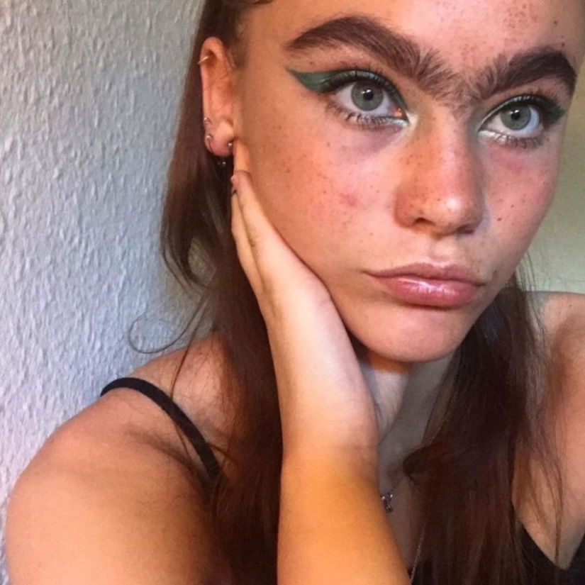 A girl with a monobrow drives guys crazy. What is her secret?