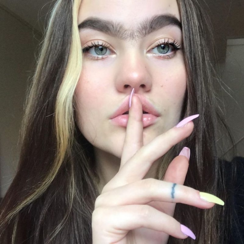 A girl with a monobrow drives guys crazy. What is her secret?
