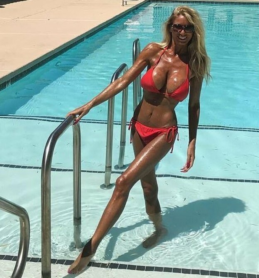 A grandmother from Las Vegas pumped her body and became an Internet model to get revenge on her ex