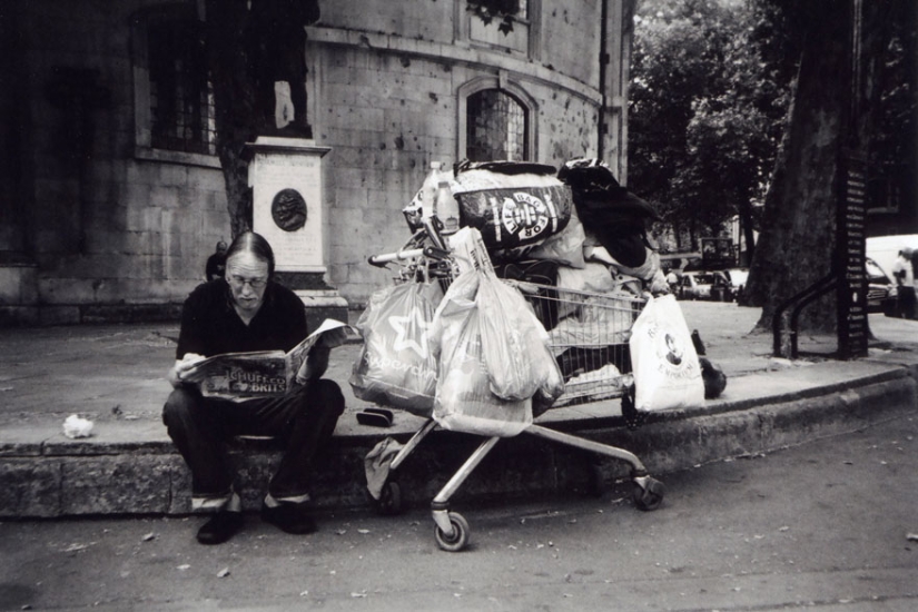 A hundred cameras were distributed to the homeless in London — the results are breathtaking! A hundred cameras were distributed to the homeless in London — the results are breathtaking!