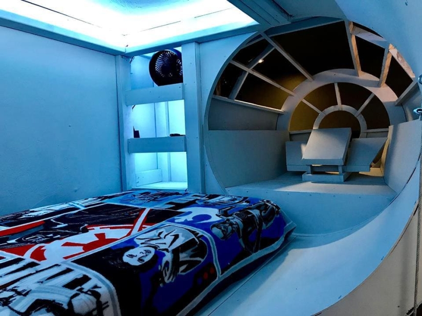 A loving father built a spaceship for his son A loving father built a spaceship for his son