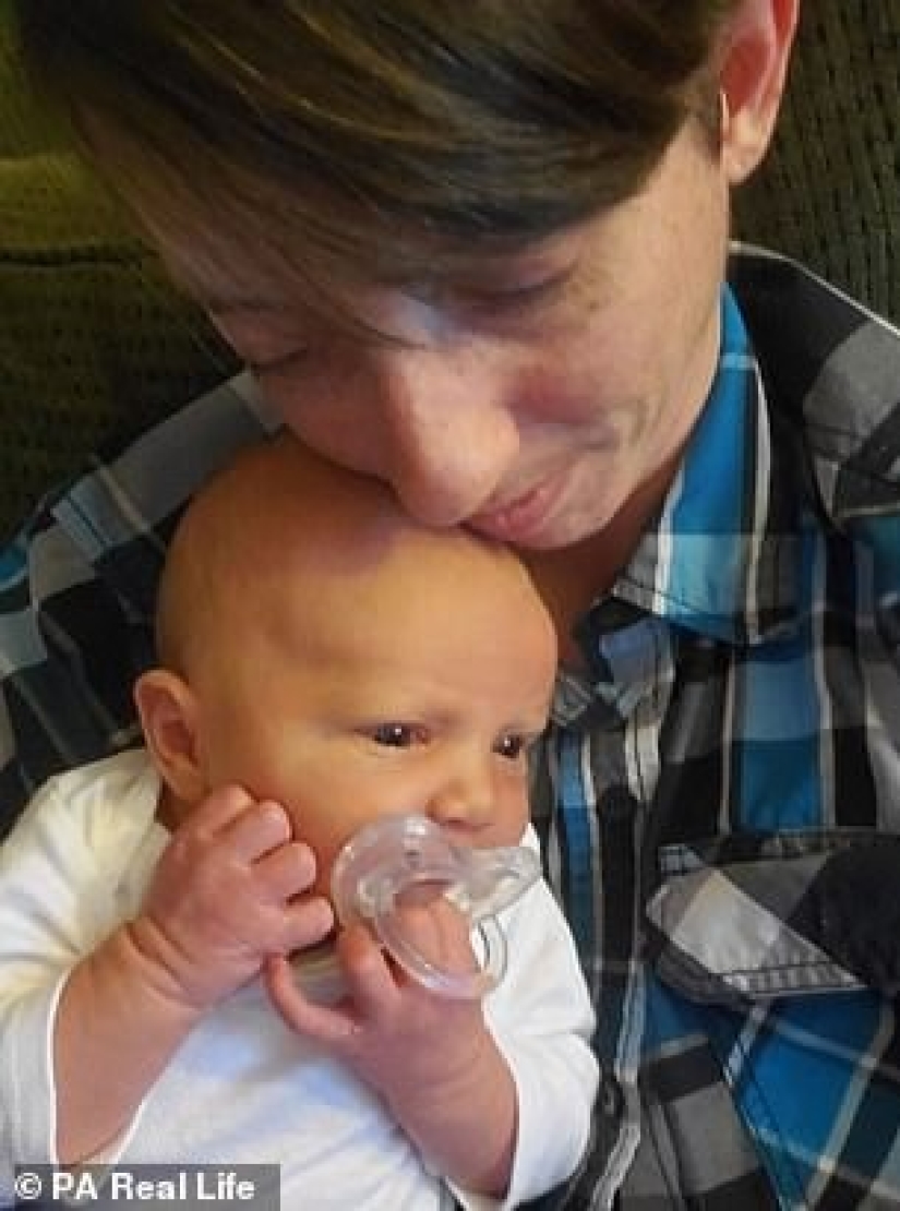 A man became a sperm donor for a transgender friend and his wife, with whom he used to have affairs