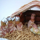 A nativity scene with sausages: a traditional scene in an unconventional performance A nativity scene with sausages: a traditional scene in an unconventional performance