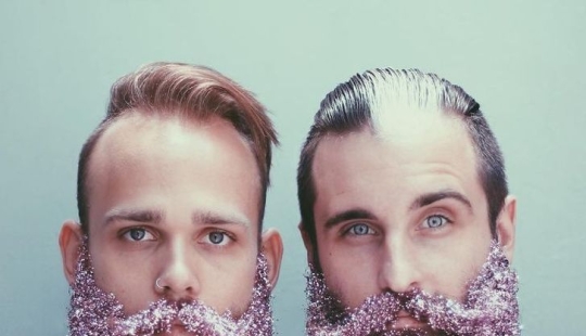 A new holiday trend for chic men