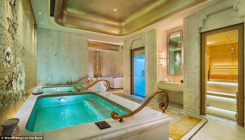 A seven-star hotel in China, where luxury is rushing out of all the cracks