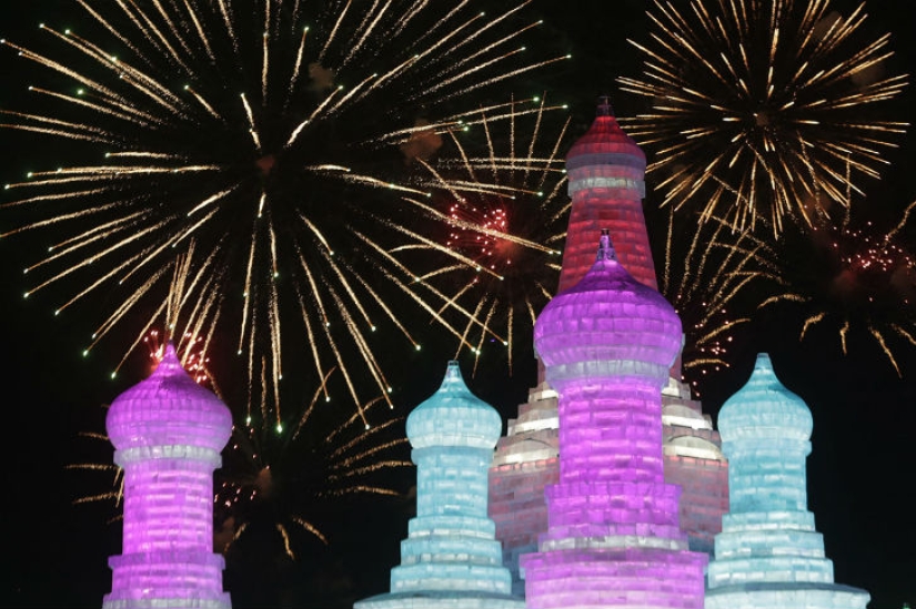 A Song of Ice and Snow: the international festival of ice and snow sculpture takes place in China A Song of Ice and Snow: the international festival of ice and snow sculpture takes place in China