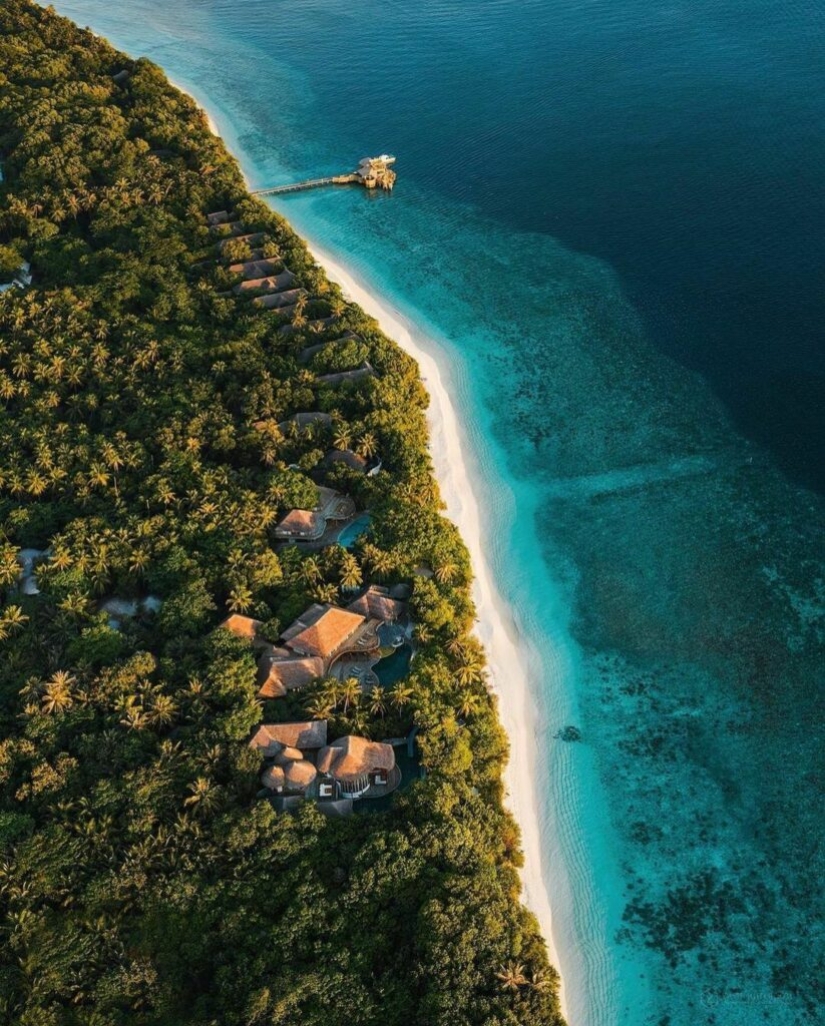 A store in the Maldives has opened a dream job with a ridiculous salary