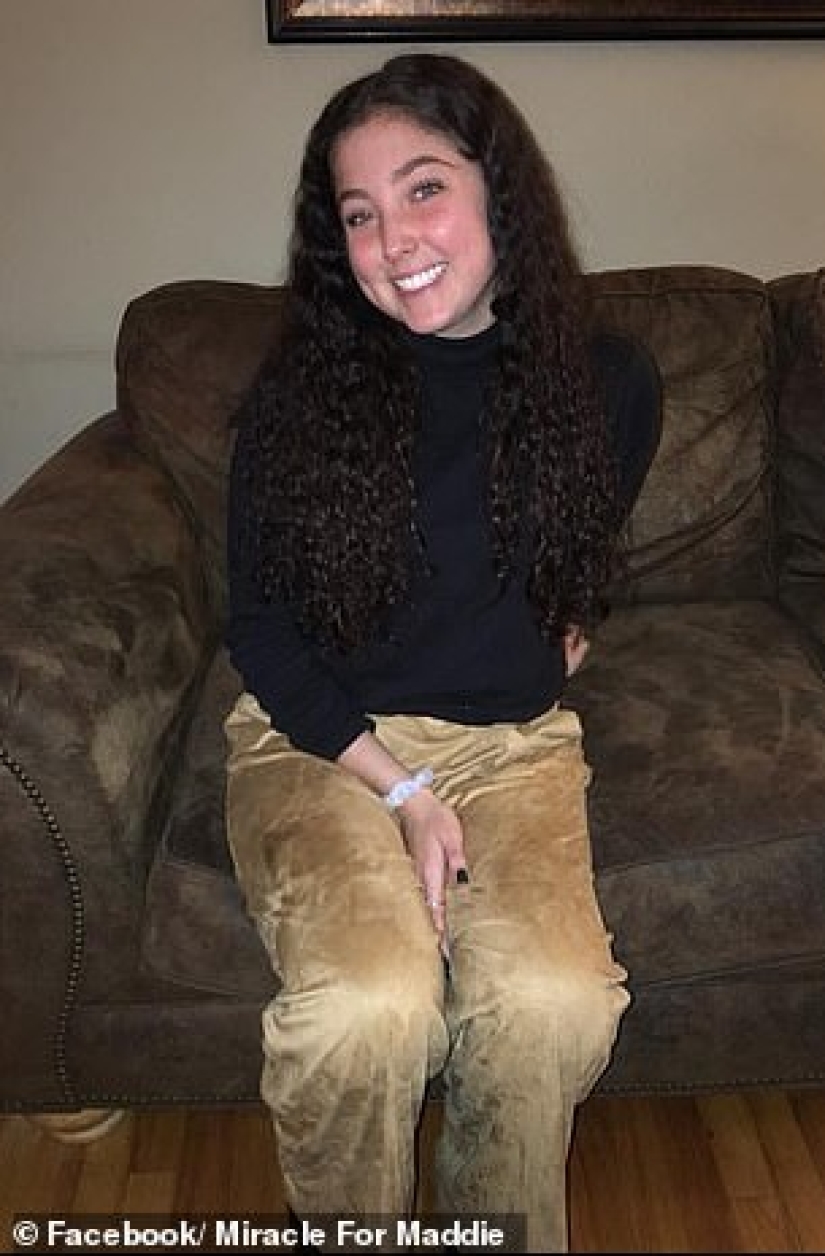 A stranger saved the life of a girl with lupus by giving her part of his liver