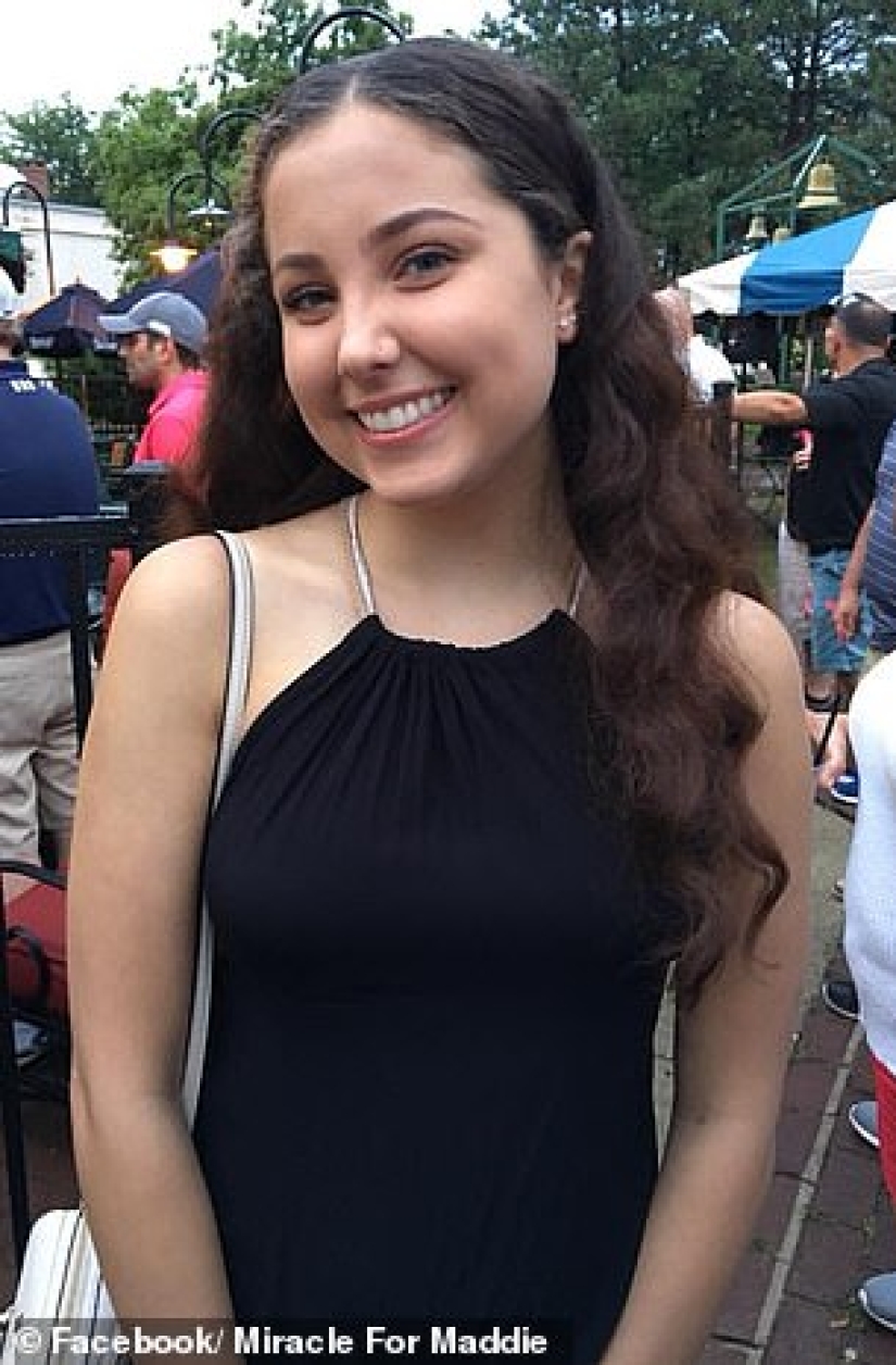 A stranger saved the life of a girl with lupus by giving her part of his liver