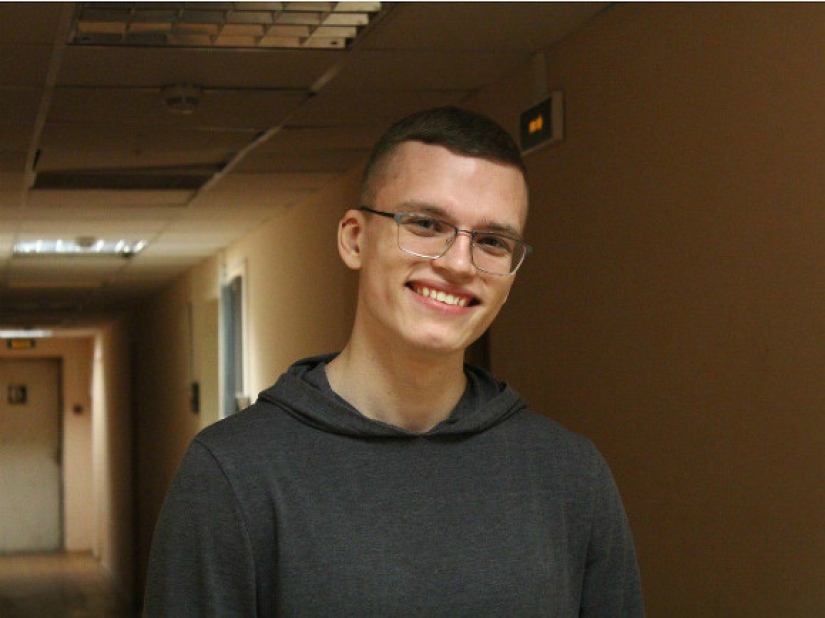 A student from St. Petersburg lived for a month on a scholarship of 1,572 rubles and urged everyone to be more modest A student from St. Petersburg lived for a month on a scholarship of 1,572 rubles and urged everyone to be more modest