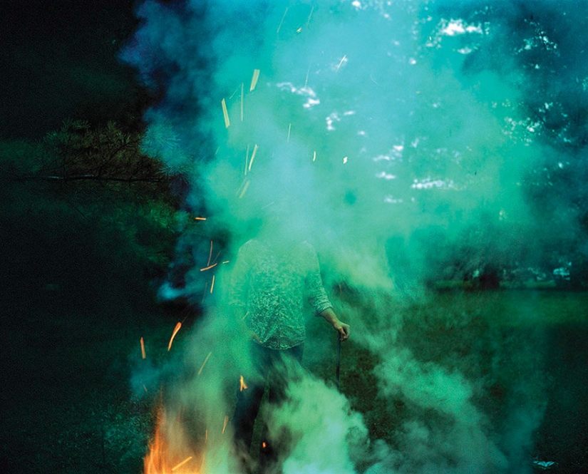 A woman told about her husband's depression in a series of poignant photos