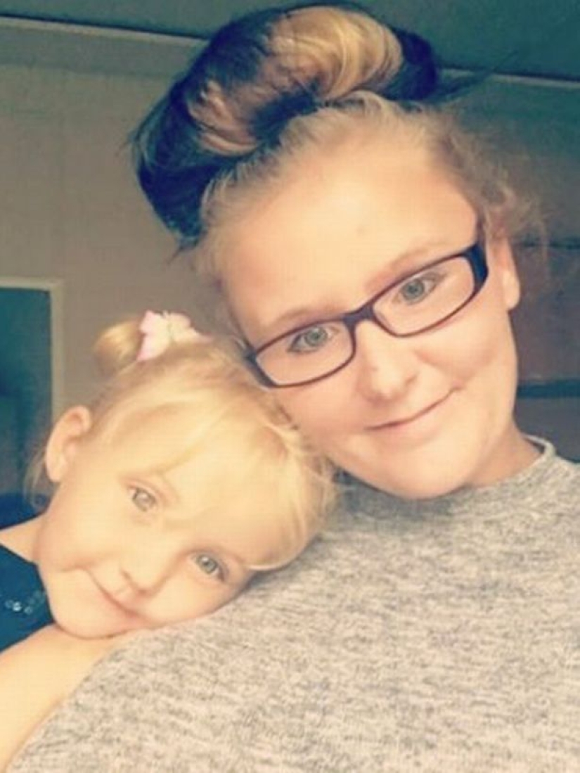 A woman with a 13th breast size told about her suffering A woman with a 13th breast size told about her suffering