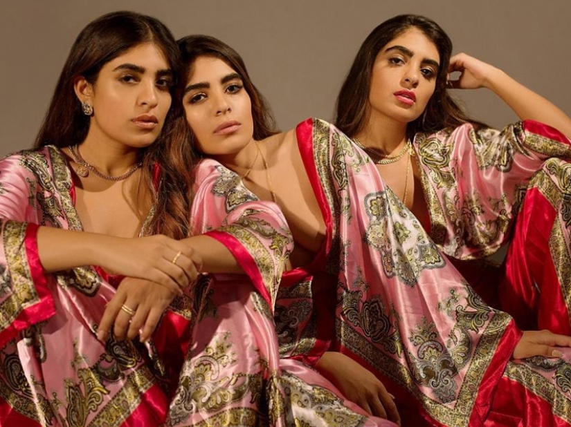 Adorable triplets from London