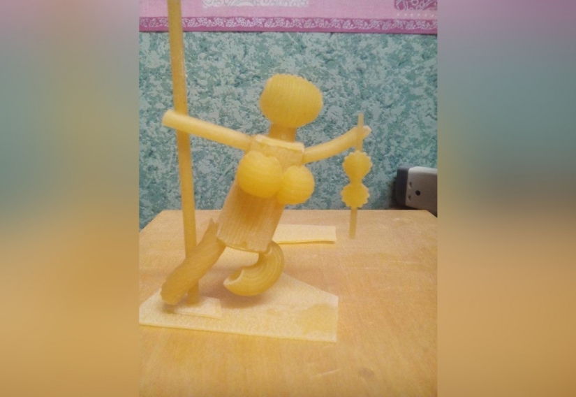 "Against censorship, for all good things": macaroni sculptor presented his vision of the Kama Sutra "Against censorship, for all good things": macaroni sculptor presented his vision of the Kama Sutra