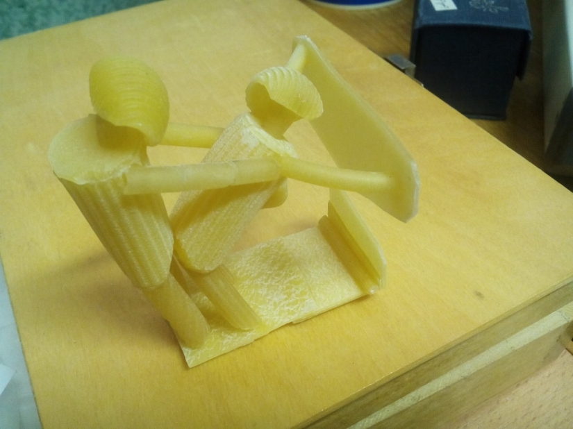 "Against censorship, for all good things": macaroni sculptor presented his vision of the Kama Sutra "Against censorship, for all good things": macaroni sculptor presented his vision of the Kama Sutra