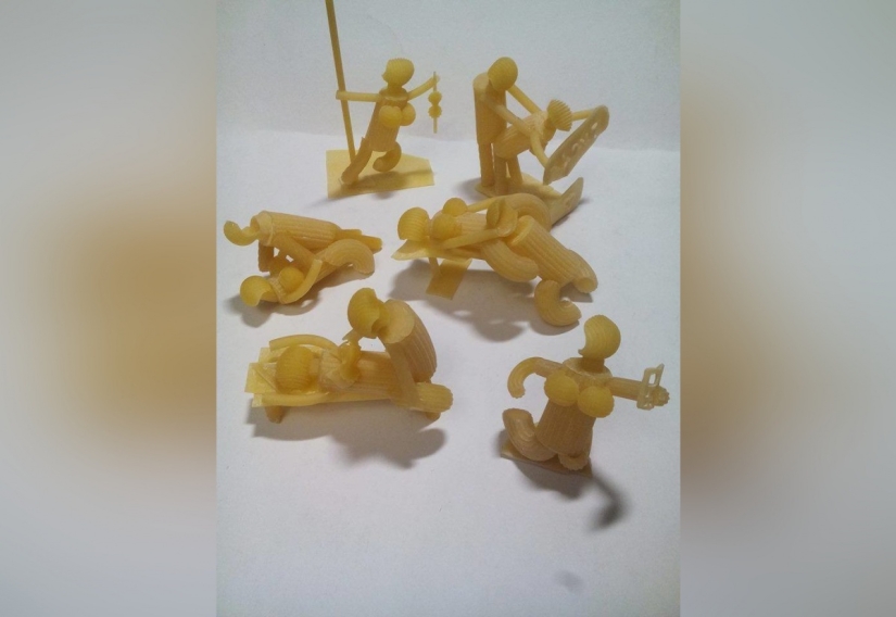 "Against censorship, for all good things": macaroni sculptor presented his vision of the Kama Sutra "Against censorship, for all good things": macaroni sculptor presented his vision of the Kama Sutra