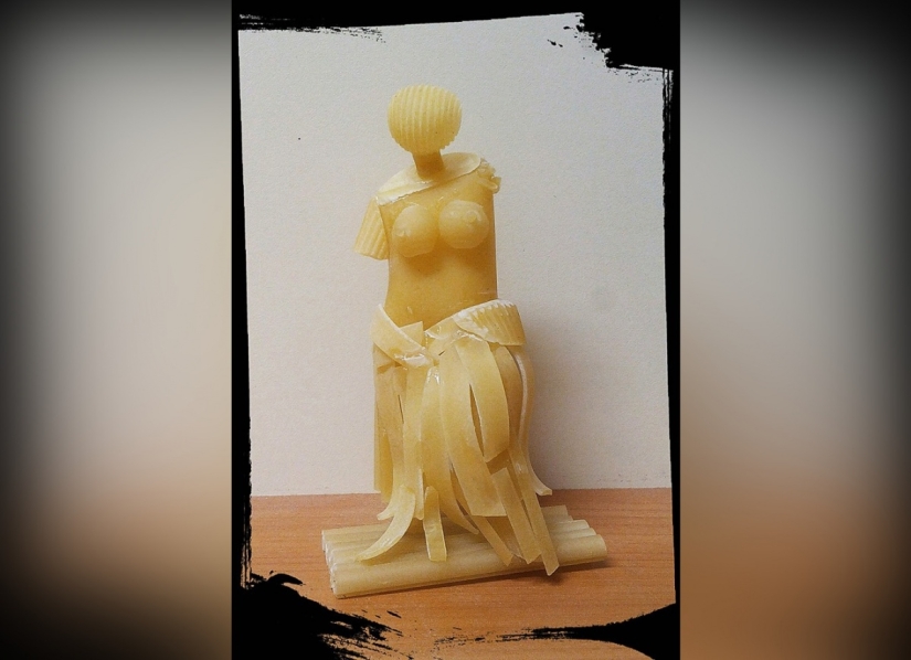 "Against censorship, for all good things": macaroni sculptor presented his vision of the Kama Sutra "Against censorship, for all good things": macaroni sculptor presented his vision of the Kama Sutra