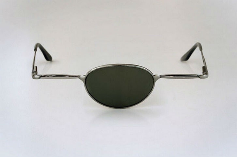 Against common sense Against common sense