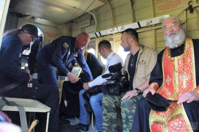 Against fornication and drunkenness: 70 liters of holy water were poured on Tver from an airplane Against fornication and drunkenness: 70 liters of holy water were poured on Tver from an airplane