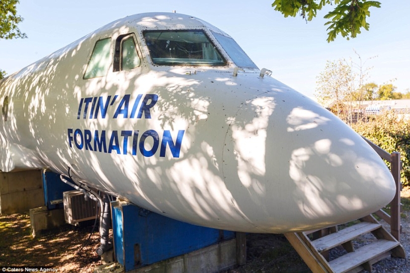 Airplane, stable, trullo house: unusual accommodation that can be rented through Airbnb Airplane, stable, trullo house: unusual accommodation that can be rented through Airbnb