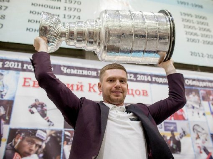 Al estilo ruso: en Chelyabinsk, comieron albóndigas de la Copa Stanley Al estilo ruso: en Chelyabinsk, comieron albóndigas de la Copa Stanley