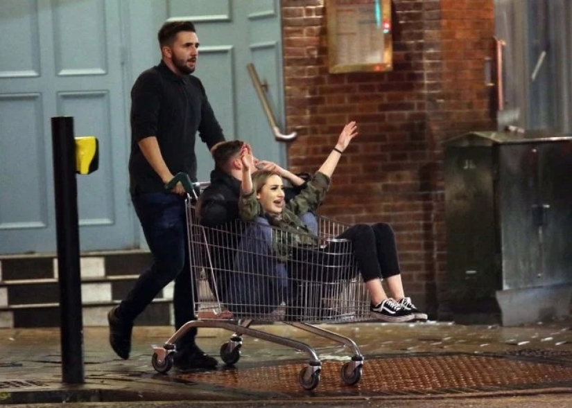 Alcoholic surprises: in the UK, the Day of Gifts was celebrated violently Alcoholic surprises: in the UK, the Day of Gifts was celebrated violently