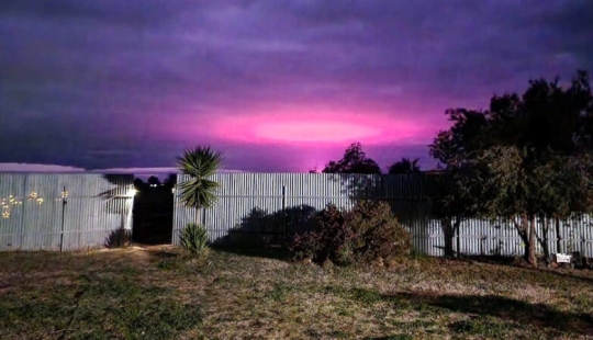 Aliens or chemistry? Why a bright pink "portal" appeared over Australia