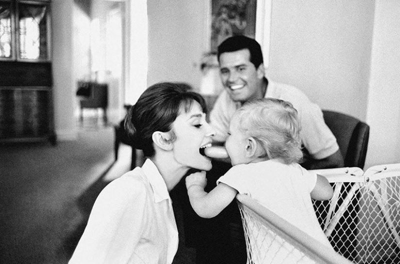 All the best photos of Audrey Hepburn All the best photos of Audrey Hepburn