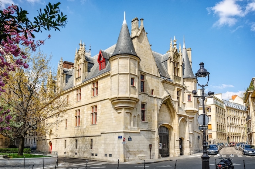 Alternatives to Notre Dame: 6 places in Paris with medieval magic